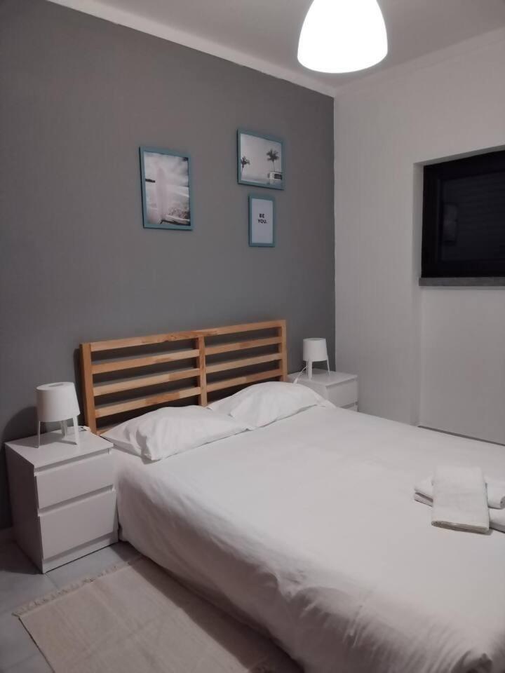 Ip5 Chivas Beach House Ferrel  Exterior photo
